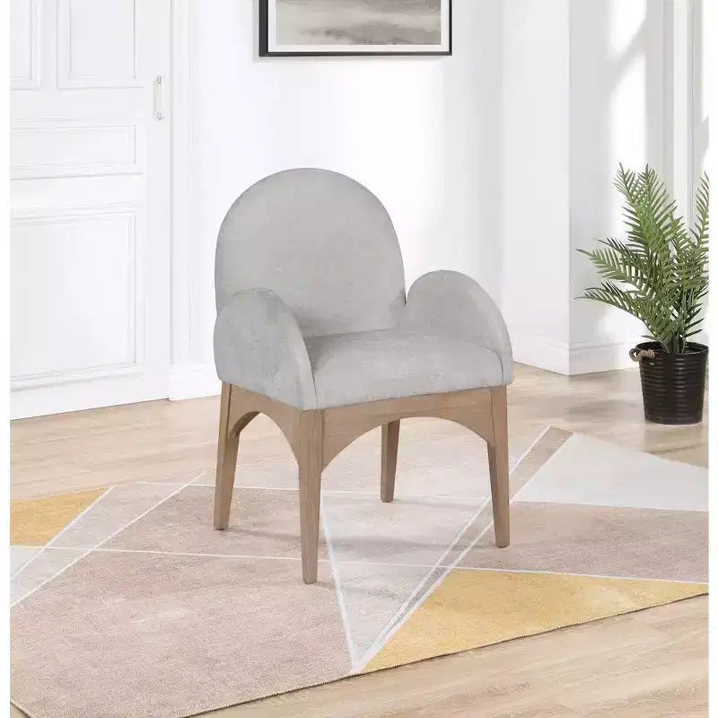 Sedia da pranzo con braccioli in tessuto ciniglia | Gambe in legno naturale | 1 posto