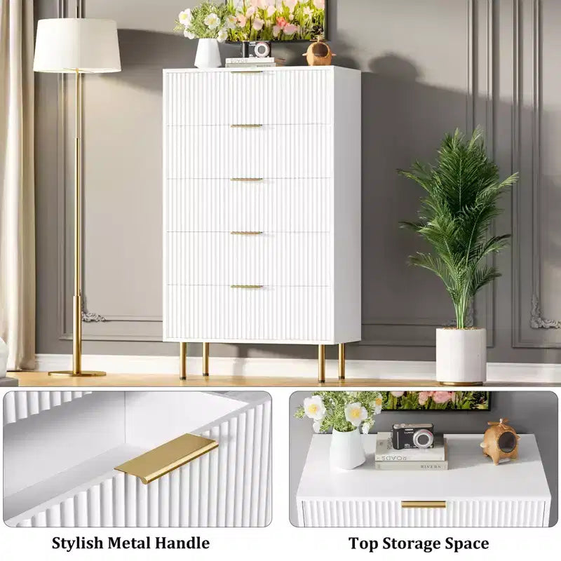 Cassettiera scanalata a 5 cassetti con piano effetto marmo, nero/rovere/bianco, portaoggetti per camera da letto singola
